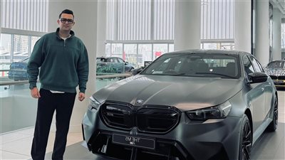 محمد السمري يختبر BMW 5 الجديدة في 