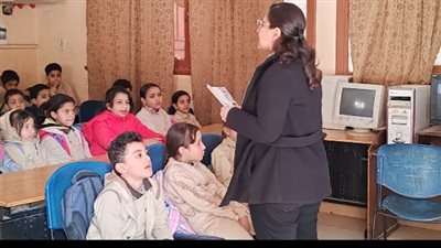  تنظيم ندوات الوعي السياحي بالمدارس في قنا 