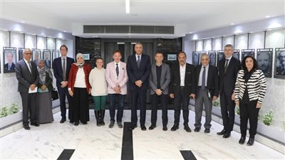 محافظ أسوان يترأس الإجتماع الرابع للجنة التوجيهية لبرنامج إدارة مياة الشرب