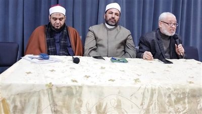 وكيل أوقاف الفيوم يشهد ندوة علمية بكلية البنات الأزهرية