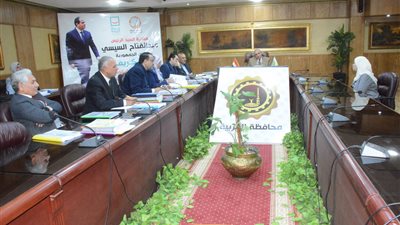 محافظ الغربية يترأس لجنة القيادات لاختيار مديري العموم