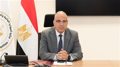 الري تبحث موقف المشروعات المشتركة مع شركة الوطنية بجهاز مشروعات القوات المسلحة