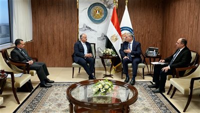 وزير البترول والثروة المعدنية يستقبل الرئيس الإقليمي لشركة بى بى البريطانية