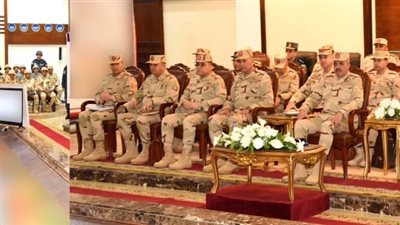 الفريق أحمد خليفة يشهد المرحلة الرئيسية لمشروع مراكز القيادة التعبوي للأسطول الشمالى