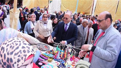 إفتتاح معرض 