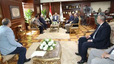 بني سويف تتسلم كوبونات غذائية بقيمة نصف مليون جنيه لدعم الأولى بالرعاية