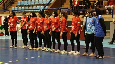 سيدات يد الأهلي في مواجهة مرتقبة أمام سموحة بالدوري