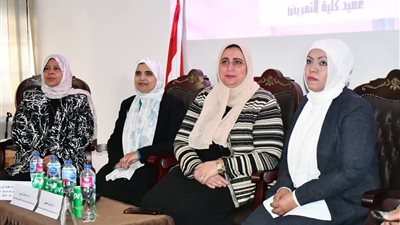 جامعة قناة السويس تعقد ملتقى التوظيف الثاني لخريجي كلية التمريض