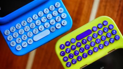 Clicks تطلق لوحة مفاتيح مادية لهواتف Android بتصميم مبتكر   