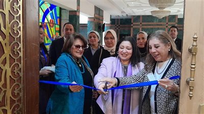 نائبة وزيرة التضامن تفتتح فعاليات السوق الخيري السنوي لجمعية الشابات المسيحية