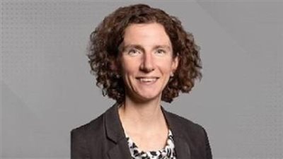 وزيرة التنمية الدولية البريطانية تستقيل احتجاجا على خفض ميزانية المساعدات 