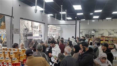 تخفيضات كبيرة وتوافر جميع السلع بمنفذ مصر بالمحلة الكبرى 