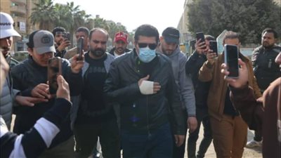 جنازة والدة باسم سمرة بحضور نجوم الفن.. صور 