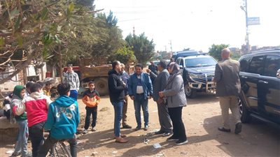  محافظ الدقهلية يكلف بتلبية احتياجات القري من معدات النظافة