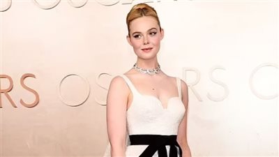 نجمات هوليوود يتألقن بأزياء ساحرة على السجادة الحمراء لحفل الأوسكار