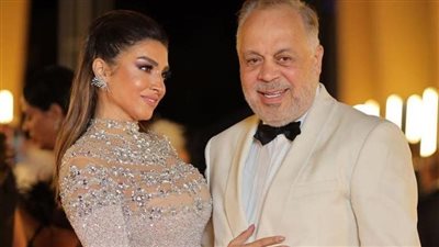 نقل أشرف زكي إلى المستشفى بعد تعرضه لوعكة صحية مفاجئة.. وروجينا تكشف 