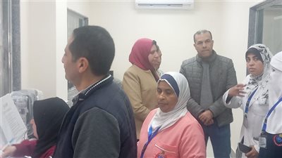 وكيل صحة البحيرة يتفقد وحدة الملقة بكفر الدوار