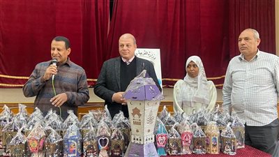  تعليم قنا يشهد مبادرة يلا نفرح إبنى وإبنك لتكريم أبناء العاملين المتوفين 