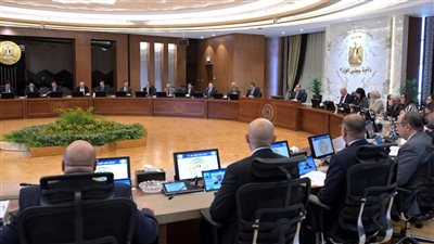 وزير الثقافة يستعرض التقرير الإحصائي لمبادرات وفعاليات وزارة الثقافة لعام 2025