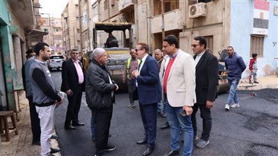 محافظ المنوفية يتفقد أعمال الرصف والتطوير بمنطقة مساكن النجدة 