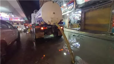 سقوط أمطار بالأسكندرية وأولياء الأمور يتساءلون: تعطيل الدراسة غدًا