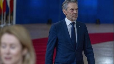 هولندا تعلن تخصيص 3.5 مليار دولار مساعدات لأوكرانيا 