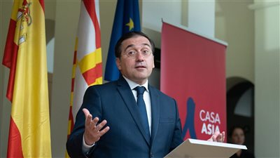 وزير الخارجية الإسباني: دعم أوكرانيا يمثل دفاعا عن القيم الديمقراطية والأمن الأوروبي 
