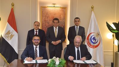 بحضور وزير الصحة.. توقيع اتفاقية توطين أدوية الاورام بين ساندوز العالمية وسيديكو