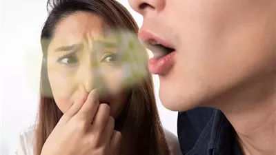 طرق التخلص من رائحة الفم الكريهة أثناء الصيام وأبرز أسبابها