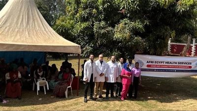 سفارة مصر بأوغندا تنظم حملة توعية وفحص طبي مجاني بمدينة جينجا