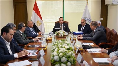 لأول مرة بمصر.. تعميم تطعيم إنفلونزا الطيور واستحداث زراعة النخاع للمرضى