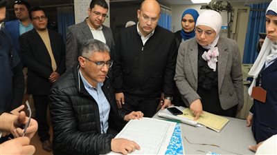 محافظ الجيزة يتفقد مستشفي أبو النمرس المركزي