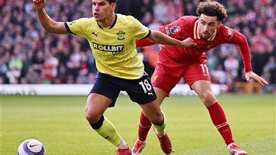 الوفد تُجيب.. هل يتم خصم ثلاث نقاط من ليفربول بعد اجرائه ستة تغييرات؟