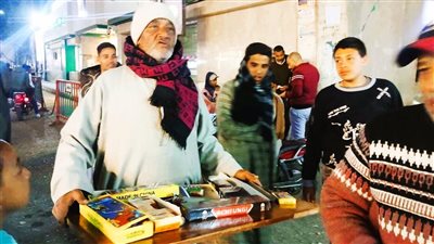  ضبط 18 ألف عبوة ألعاب نارية من 878 متجرًا بمراكز قنا 