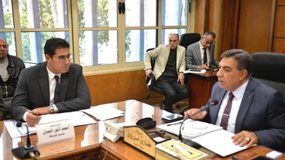 محافظ الدقهلية يوجه بإلغاء ترخيص الأراضي من المستثمرين غير الجادين