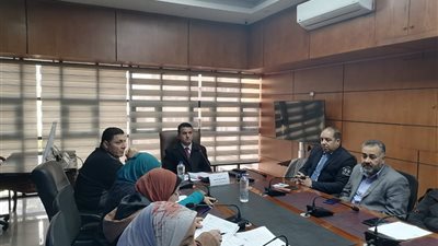 الدقهلية تستعرض إجراءات التخلص من المياه الراكدة وردم البرك 