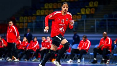 نصرة عيد بعد سوبر اليد : لاعبات الأهلي على قدر المسؤولية