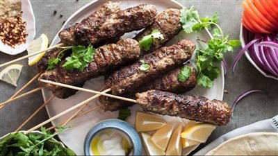حضري كفتة اللحم المشوية بالبهارات الشرقية وتمتعي بمذاق لذيذ