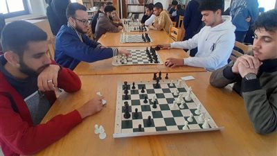 جامعة القناة تطلق منافسات الشطرنج لطلابها ضمن أنشطة شهر رمضان