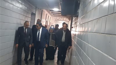 محافظ الدقهلية يحيل 53 موظفًا بحي شرق المنصورة للتحقيق