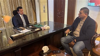 وزير الرياضة يبحث مع رئيس اتحاد كرة اليد خطط التطوير وإعداد المنتخبات