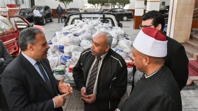 محافظ الشرقية: 5000 كرتونة مواد غذائية لتوزيعها على المستحقين من أبناء المحافظة