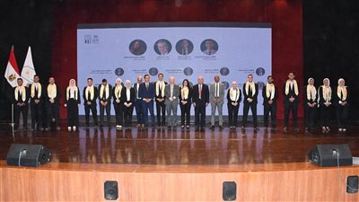 جامعة حلوان تحتفي بتنصيب اتحاد الطلاب 