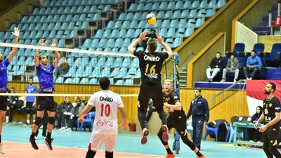 الزمالك يتأهل لنصف نهائي كأس مصر للطائره