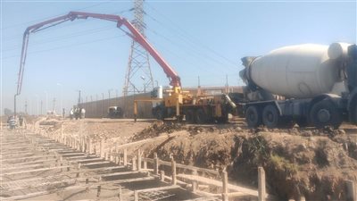 محافظ الغربية يتابع معدلات تنفيذ محور النعناعية بكفر الزيات