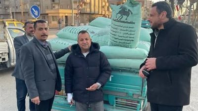 ضبط 1.5 طن دقيق بلدي مُدعم وزيت طعام مجهول المصدر بكفر صقر  