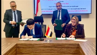 نقل الكهرباء توقع عقدين مع محطتي محولات الحوامدية وغرب بكر 
