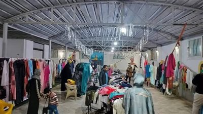 شباب الشرقية ينفذون مبادرة «يوم الخير» لتوزيع الملابس والأحذية 