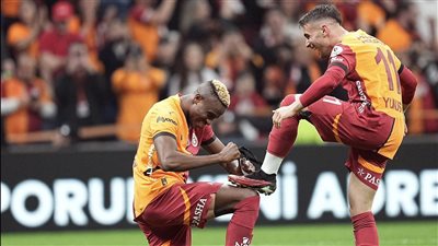 جالطة سراي يعزز صدارته للدوري التركي برباعية نظيفة أمام أنطاليا سبور