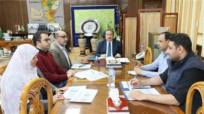 محافظ المنوفية يناقش مستجدات الموقف التنفيذي لملفات التصالح والتقنين 